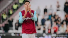 Edson Álvarez festeja el récord de Raúl Jiménez y le deja recado a Chicharito Hernández