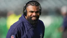 Los Chargers planean fichar a Ezekiel Elliott