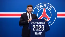 PSG confirma fichaje de Khvicha Kvaratskhelia