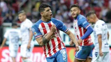 Alan Pulido trabaja para regresar lo ante posible con Chivas