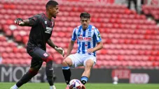 Futbolista moldavo genera preocupación por protuberancia en el ojo