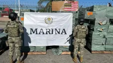 Marina asegura más de 242 mil cajetillas de cigarros apócrifos en Manzanillo