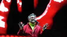 Fito Páez ofrece concierto frente a más de 80 mil asistentes en el Zócalo de la CDMX