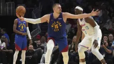 Nikola Jokic con triple-doble lleva a Nuggets a vencer 113-100 a Magic