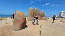 Vandalizan uno de los monumentos más famosos de Uruguay con mensaje a Cristiano Ronaldo