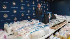Detienen a dos mexicanos en Toronto, Canadá, asegurando 835 kg de cocaína ligada al CJNG