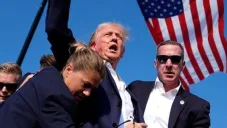 Donald Trump y Sean Curran, el nuevo director del Servicio Secreto de los Estados Unidos