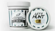 ¡Nueva memorabilia! Philadelphia Eagles vende nieve de campo del juego