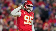¡Emotivo! Chris Jones llora tras pase de Chiefs al Super Bowl LIX