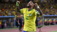 Regresa Neymar a Santos