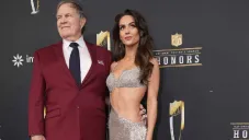 Jordon Hudson aviva rumores de compromiso con Bill Belichick