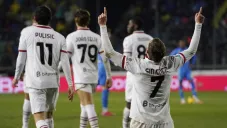 AC Milan celebra gol de Santi Giménez