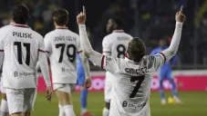 Prensa italiano elogia a Santi