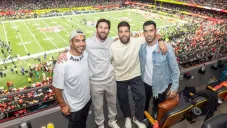 Lionel Messi asiste al Super Bowl LIX con Luis Suárez, Sergio Busquets y Jordi Alba