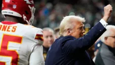Trump asiste al Super Bowl LIX entre los Chiefs y los Eagles