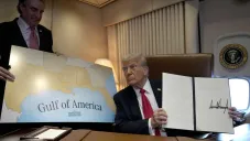 Trump decreta el 9 de febrero como Día del Golfo de América