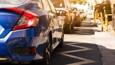 Los dueños de los autos buscan pagar menos tenencia o evitar las multas.