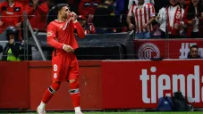 Alexis Vega protagoniza desafiante festejo