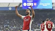 Arsenal vence a Leicester City y se acerca al liderato de la Premier