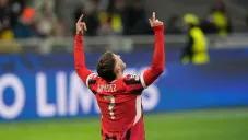 Santiago Giménez anotó el gol más rápido para un mexicano en Champions League