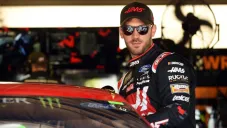 Daniel Suárez defenderá su título en NASCAR