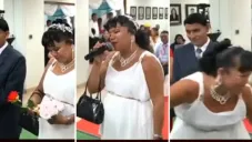 La mujer abandona la ceremonia entre lágrimas