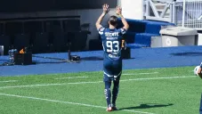 Sergio Ramos presume sus lujosas espinilleras