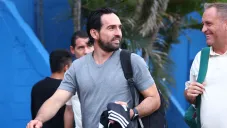 Gerardo Espinoza dirige su primer entrenamiento con Chivas