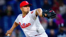 ¡Uno más! Diablos Rojos del México suman a Víctor Arano como pitcher para la próxima temporada