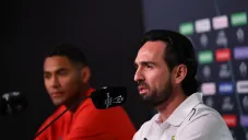 La Volpe aseguró que Espinoza &quot;no tiene espalda&quot; para dirigir a Chivas