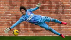 Guillermo Ochoa llegó a 500 goles recibidos en Europa