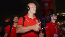 ¡Titular y capitán! Javier Chicharito Hernández comandara a Chivas en el Clásico Nacional