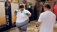 Canelo entrena al influencer Paulo Chavira y le lanza jugoso reto