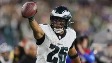 Travis Kelce reacciona al histórico contrato