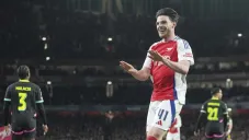 ¡De tramite! Arsenal empata con PSV y avanza a Cuartos de Final de la Champions League