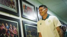 James Rodríguez en las instalaciones de León