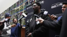 Demarcus Lawrence lanza crítica a los Cowboys tras firmar acuerdo con Seattle