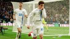 Grecia golea a Escocia