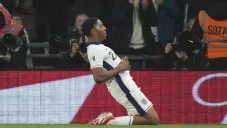 Inglaterra vs Letonia