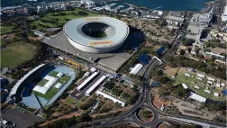 Sudáfrica lanza propuesta para volver al calendario de F1 que incluye circuito con estadio mundialista