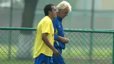 El curioso regalo que unió a Leo Beenhakker y Cuauhtémoc Blanco en el América