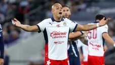 ¡Fuera de la convocatoria! Chicharito causa baja de Chivas para el duelo ante Mazatlán