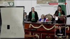 La sesión se detuvo para evidenciar que un funcionario público fue el responsable.