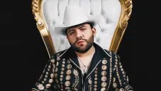 Luis R Conriquez se niega a cantar corridos y destrozan palenque en la Feria del Caballo Texcoco