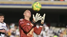 ¡No lo perdonan! Afición de Pumas abucheó a Álex Padilla previo al partido contra Juárez