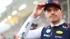 En Red Bull temen salida de Max Verstappen, aceptó Helmut Marko