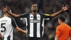 Newcastle golea 5-0 al Crystal Palace y ya es tercero en la Premier League