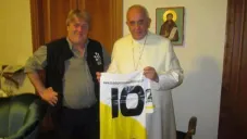 Así era el Club Papa Francisco, creado en honor al sumo pontífice