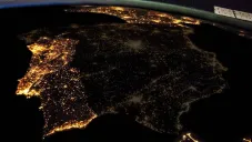 Apagón masivo deja sin luz a millones en Europa; investigan posible ciberataque
