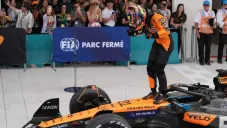 Óscar Piastri celebró como Jettas su victoria en Miami